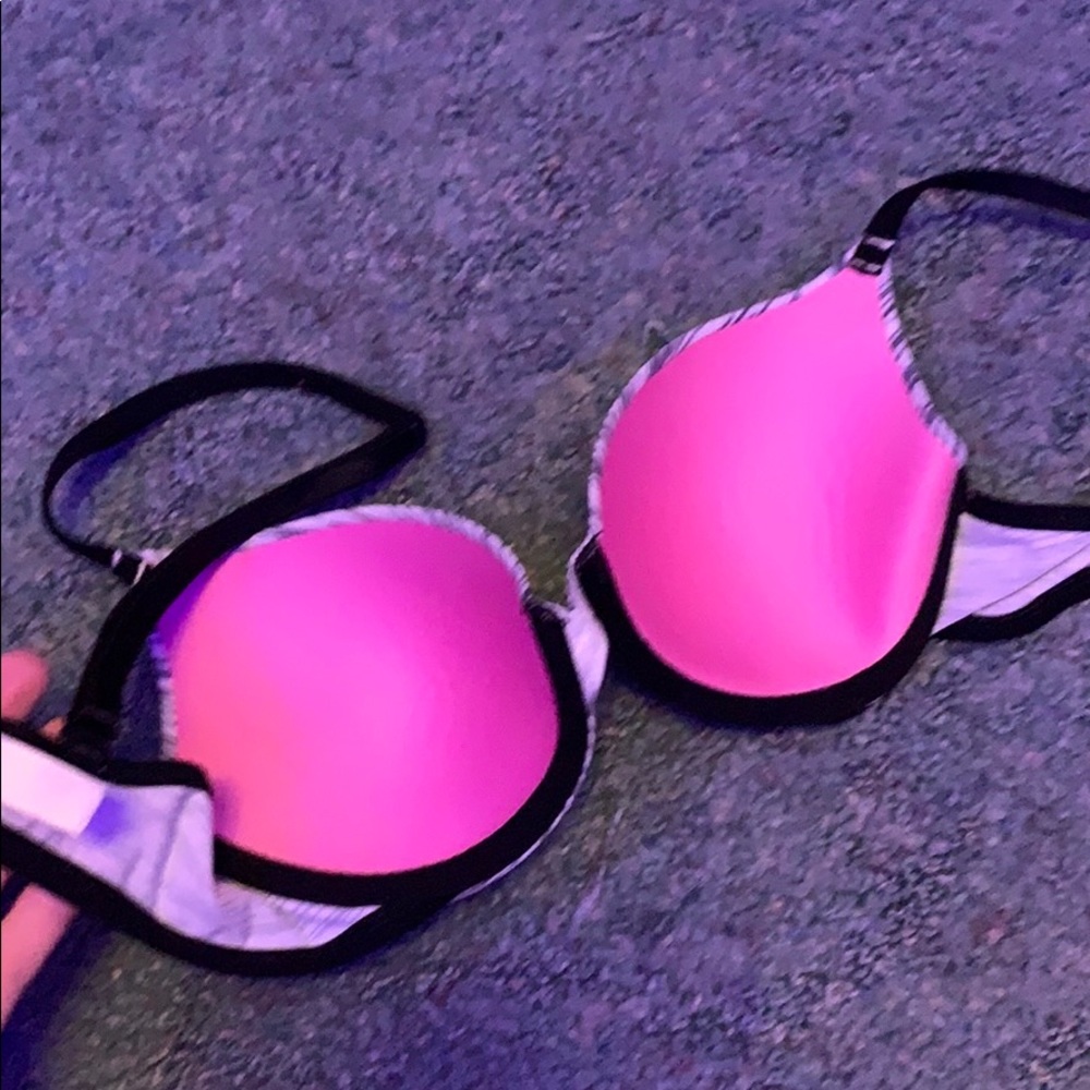 Bra - Picture 2 of 2